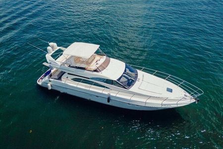 62ft + Free Hour Miami Yacht Rental 3-6 Hours up to 13 People