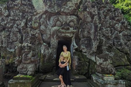 Ubud Art Village, Waterfall, Goa Gajah Temple & Rice Terraces