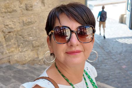 Montpellier guided tour, wine and delicacies