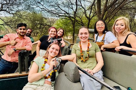 Jaipur to Jhalana Leopard reserve Private Day Trip All Inclusive