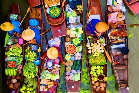 Premium DamnoenSaduak Floating Market Michelin Food One Day Tour