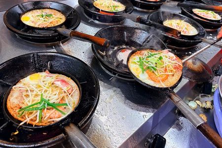 Nha Trang Local Food Tasting and Sightseeing Tour By Scooter