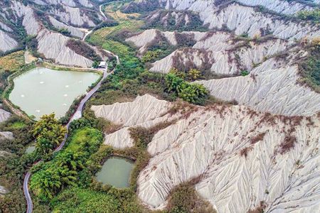 Kaohsiung Cultural Day: TourMoon World, Hakka Lei Cha DIY, Pier-2