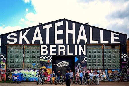 Berlin: Experience Alternative Kreuzberg on a Private Bike Tour