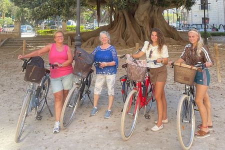 Valencia (Ruzafa): Guided Bike Tour of the city's highlights.