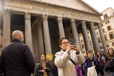 Rome Walking Tour: Pantheon, Trevi, Navona & Hidden Gems