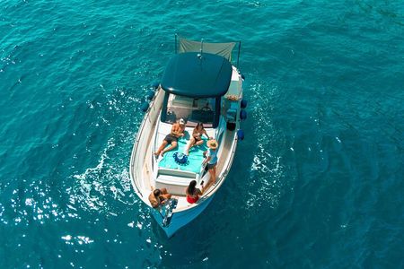  Positano & Amalfi Boat Tour from Sorrento: Swim & Light Lunch