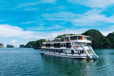 Bonita Cruise Lan Ha Bay 4-Star Luxury from Cat Ba 2days/1night
