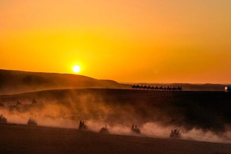 Agafay Desert: Quad Bike, Sunset, and Dinner Show (Marrakech)