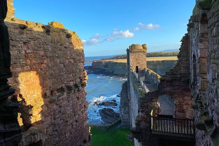 Castles, Coastline, Distillery and Whisky Tasting Private Tour