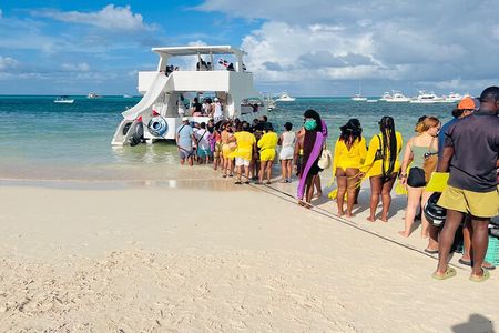 Punta Cana Hip Hop Party Boat with Snorkeling & Unlimited Drinks