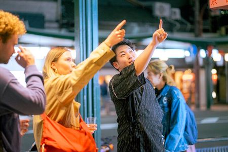 Geish District Walk: Premium Whisky, Sake & Highlights in 80 Mins