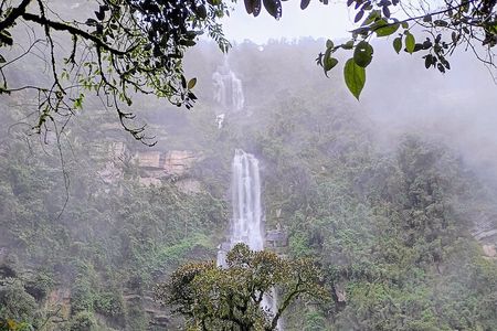La Chorrera & Chiflon Waterfall Hike -4 hours