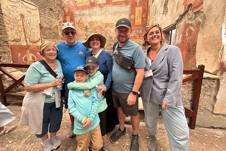 Pompeii Skip-the-Line Tour for Kids & Families with Archaelogist