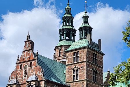 Private Sights & Gems Tour: Old Town, Nyhavn, with a Local Host 