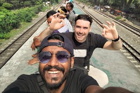 Experience Dhaka in a Day