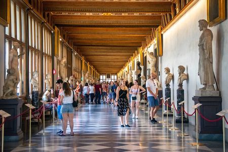 Uffizi Gallery Small Group Guided Tour with Tickets