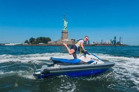 Statue of Liberty and Brooklyn Bridge Jet Ski Tour of New York