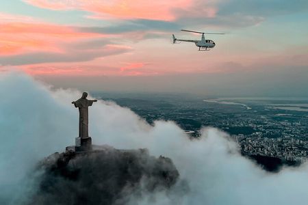 Private Helicopter Flight Tour: Rio de Janeiro Landmarks
