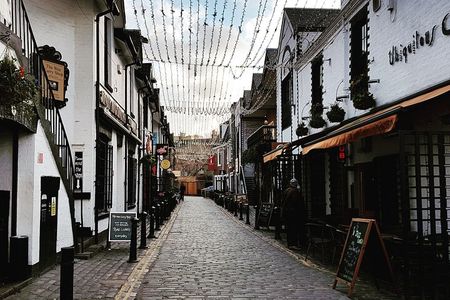 The Original Glasgow Food Tour: 8 tastings & stories with a local