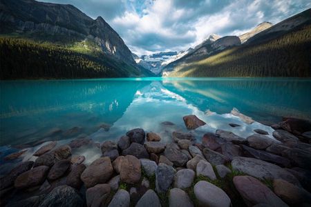 Morning Tour at Moraine Lake(2hrs) & Lake Louise(2hrs) 