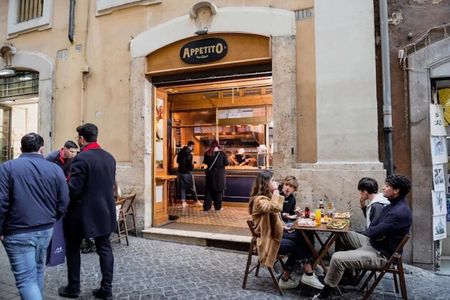 Trastevere Rome Walking Food Tour: Pasta, Wine and Gelato