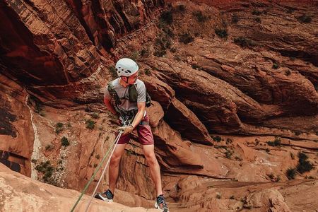 Private 3/4 Day Canyoneering Tour in Moab
