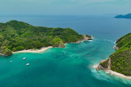 Tortuga Island Snorkeling Boat Tour from Santa Teresa Costa Rica