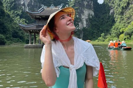 Hanoi to Ninh Binh Private Day Tour: Hoa Lu, Trang An & Mua Cave