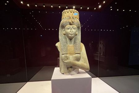 Hurghada Museum & City Tour with Egyptologist and Shopping