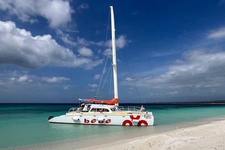 Bahia de las Aguilas Private Catamaran