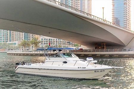 Private Yacht Cruise Dubai Marina (31FT-35FT) Luxury Charter