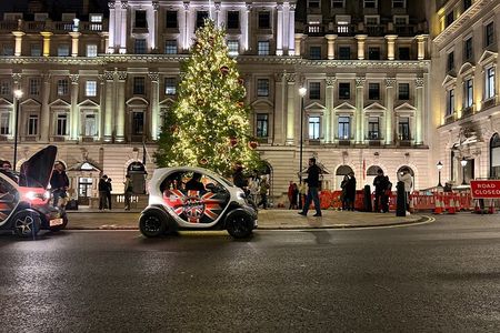 London Christmas Lights Tour in Street Legal Karts