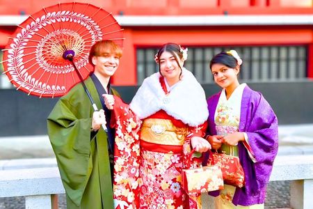 Tokyo Fall Kimono Experience with Free Photo in Asakusa