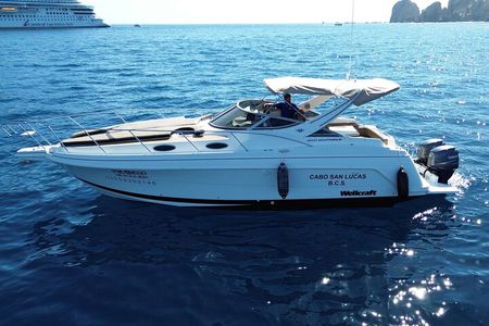Private Yacht Experience in Cabo San Lucas