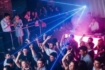 All Nighter Sing, Drink & Dance with Local Japanese Uni Students