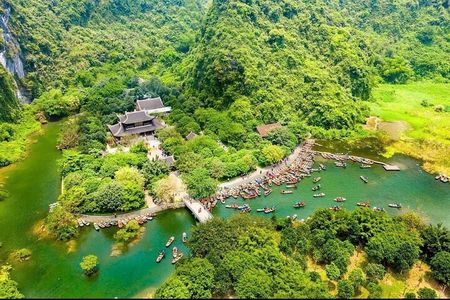 Ninh Binh from Hanoi Hoa Lu, Trang An, Mua Cave, Incense Village