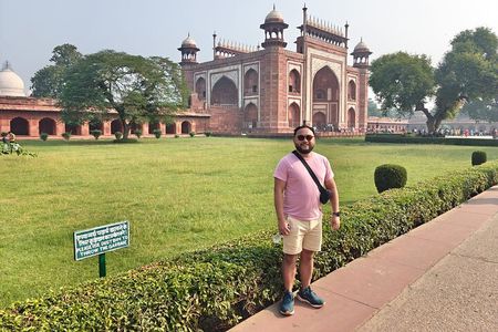 Same Day Taj Mahal, Agra Fort & Baby Taj Tour from Delhi by Car