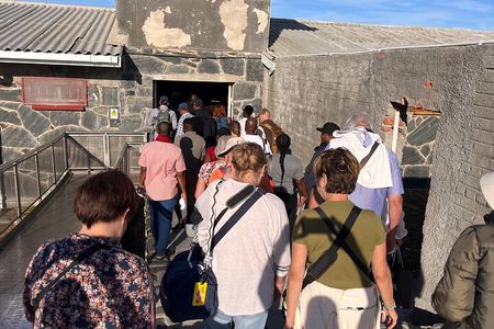 Cape Town Robben Island Tour with Extra Convenances 