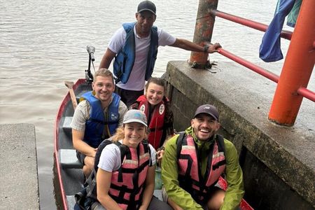 Tortuguero Tour in Canoe Canals with Electric Motor