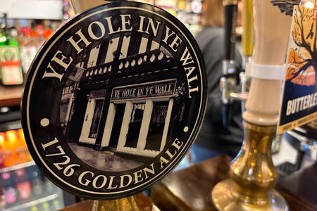 Quirky & Historic Pubs of Liverpool Superb Walking Tour