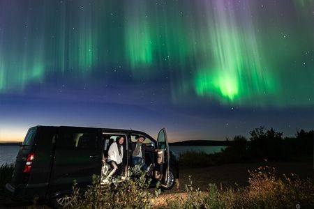 Rovaniemi: Genuine Aurora Hunting with Unlimited Pro Photos