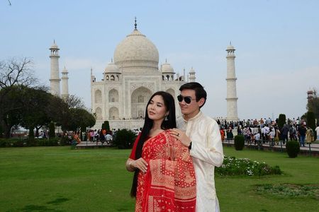 Same Day Taj Mahal Tour By Car from Delhi