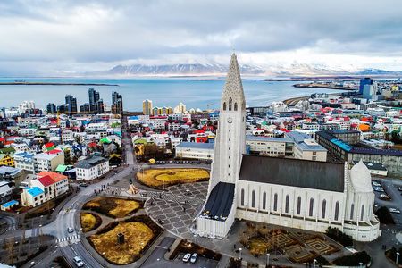 Reykjavík Platinum Tour: Heritage, Local Flavours & Perlan Museum
