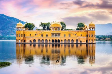 4 Day Private Golden Triangle Tour to Agra Jaipur from New Delhi
