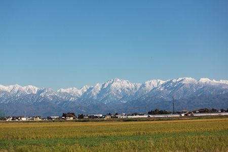 A hidden local trip around Toyama with views of Tateyama Mountain Range