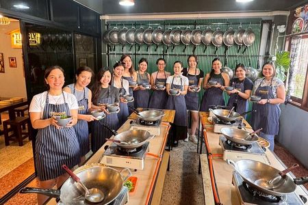 Afternoon Thai Cooking Workshop 4 Dishes with Certificate