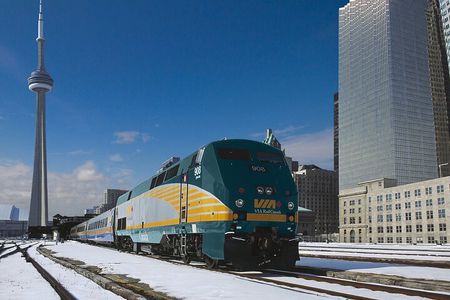 6 Day Rocky VIA Rail Journey: Vancouver to Calgary