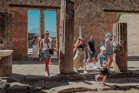 Full Day Tour to Pompeii and Mount Vesuvius from Sorrento