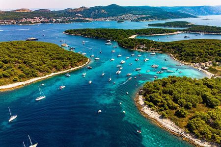 Hvar & Pakleni Islands: Private Speedboat Tour